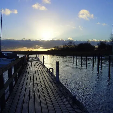 Prázdninový dům Reetdachhaus Malve 3 Im Puddeminer Wiek